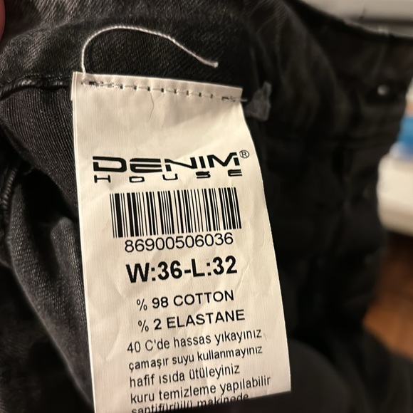 Denham house size 36,32, black distressed jeans for men - Picture 7 of 9